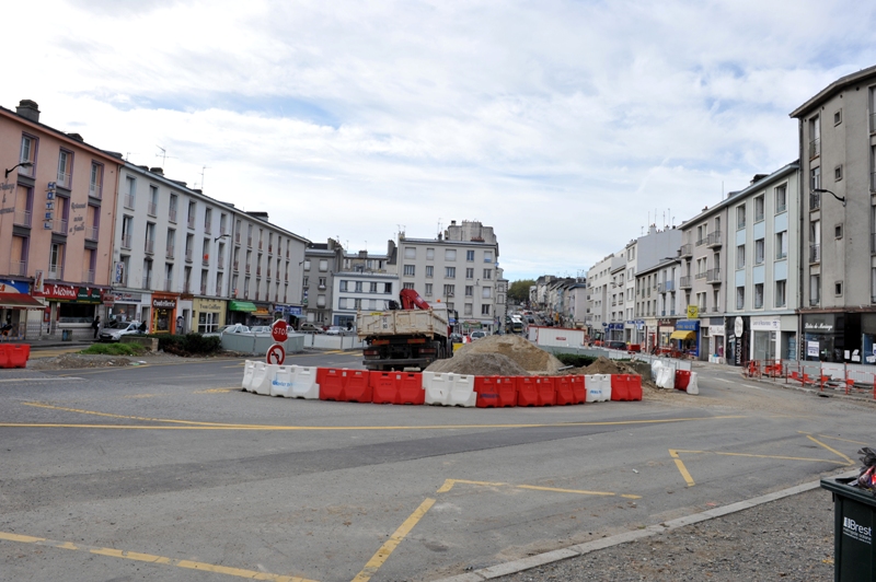 Rue Saint-Éxupéry - Rue de la Porte - Place de Recouvrance